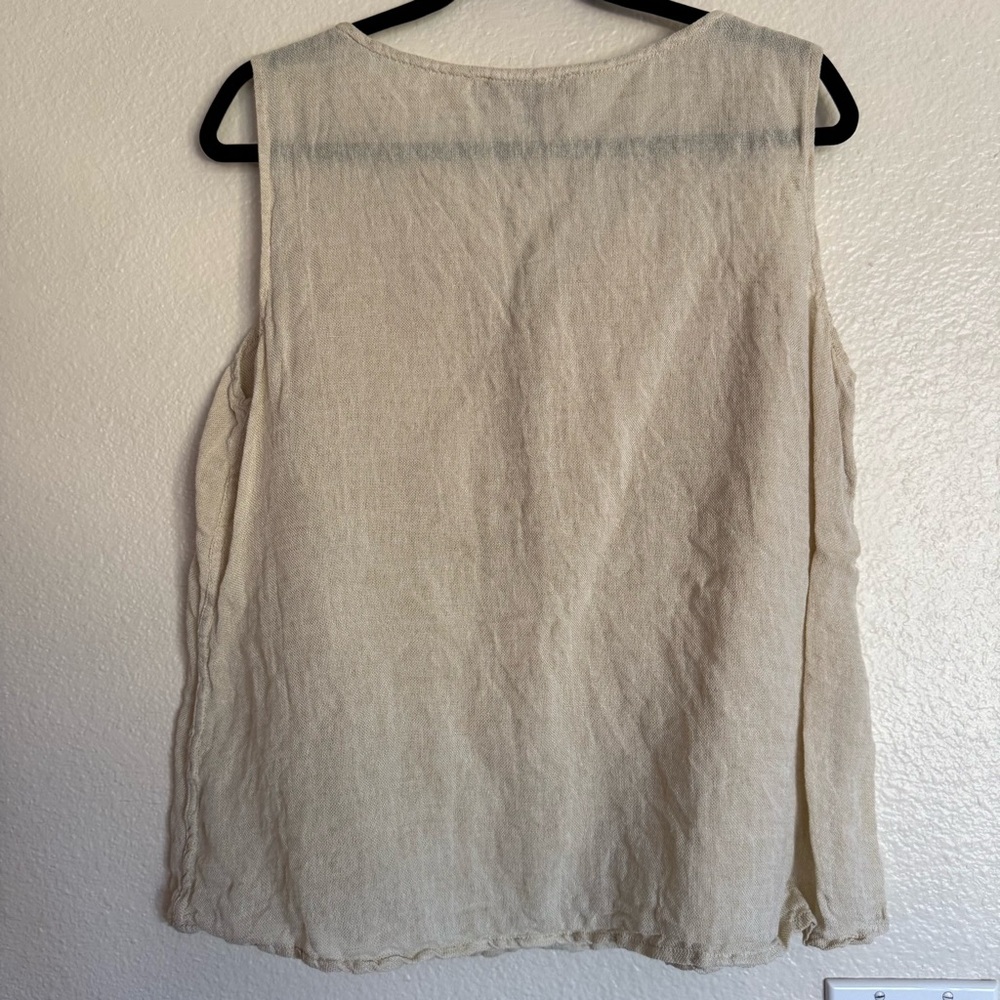 Flax Linen Sleeveless V-Neck Top in Natural - Picture 2 of 4